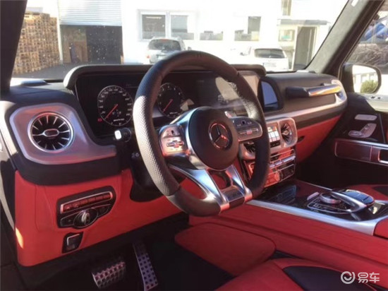 奔驰g级内饰