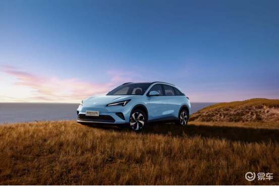 纯电增程两种动力形式 全新阿尔法T5预售价12.38万起