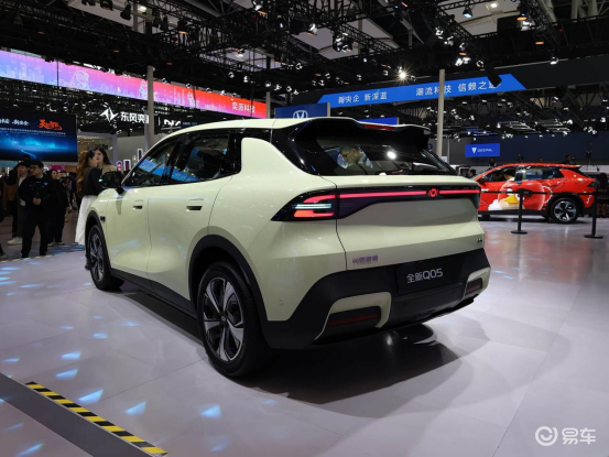 10万级纯电SUV有多卷？看看启源Q05和零跑A10吧！