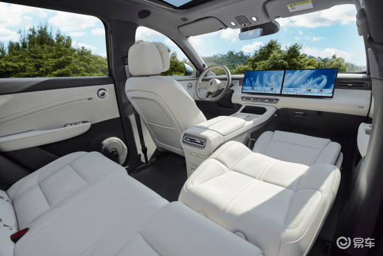 获得感拉满！红旗HS6 PHEV正式上市