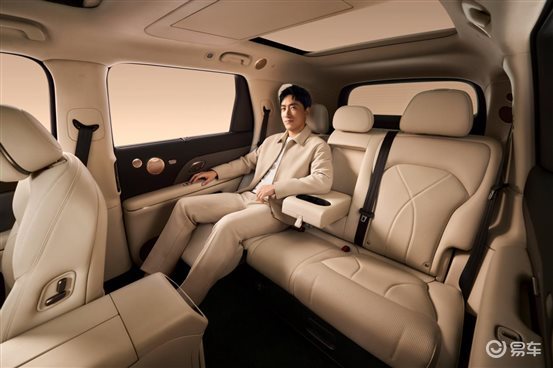 24.98万元起跨时代科技旗舰SUV 智己LS8正式上市