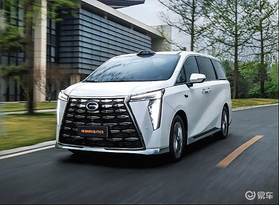 25万级中大型MPV 瑞风RF8与传祺向往M8谁更强？