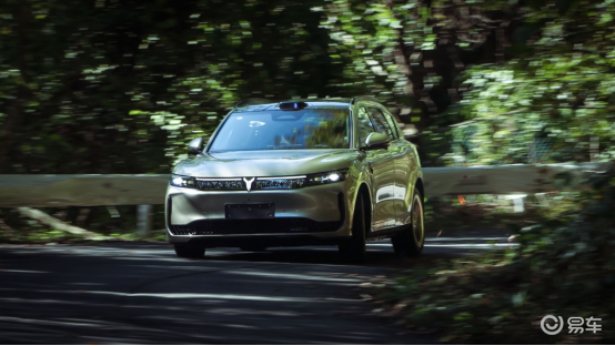 这辆轴距近3米的中国品牌SUV 刷新“秋名山”赛道记录