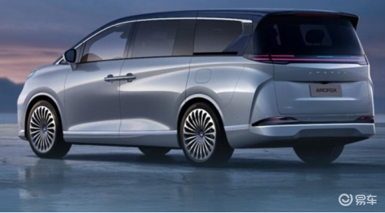 极狐“问道”首车V9入局：高端MPV市场迎来新变量