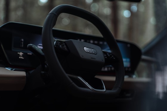 奥迪 Q6L e-tron 耀世登场 打造豪华电动新标杆