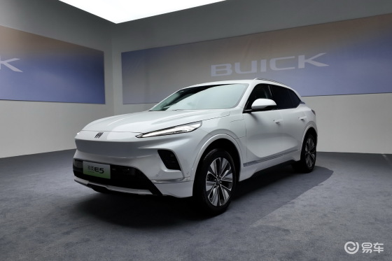 2025款别克E5正式上市，限时一口价14.99万元起