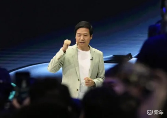 上市一小时大定接近30万辆！YU7是否会影响SU7的销量