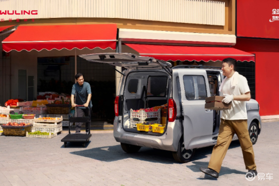 纯电多用途车—五菱之光EV305km进取型5.78万上市