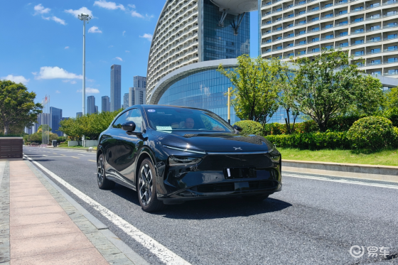 20万预算买Model Y还是小鹏G7？