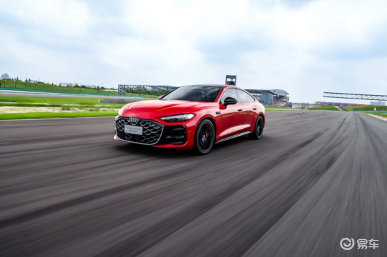 华为乾崑赋能上汽奥迪A5L Sportback上市