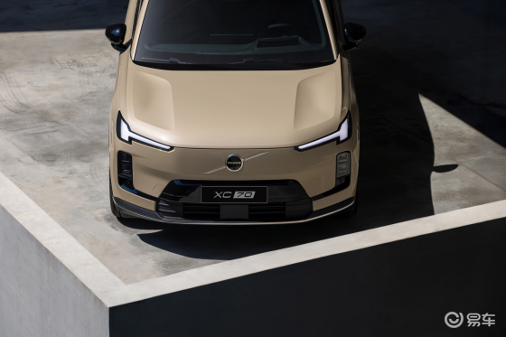 沃尔沃全新XC70：告别“电动爹”，拥抱真全能