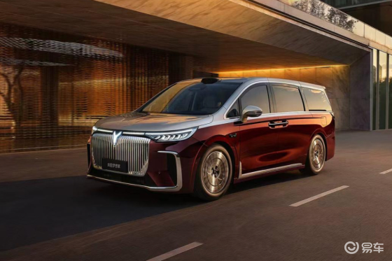 搭岚海智能超混技术，岚图推MPV/SUV/轿车混动三旗舰