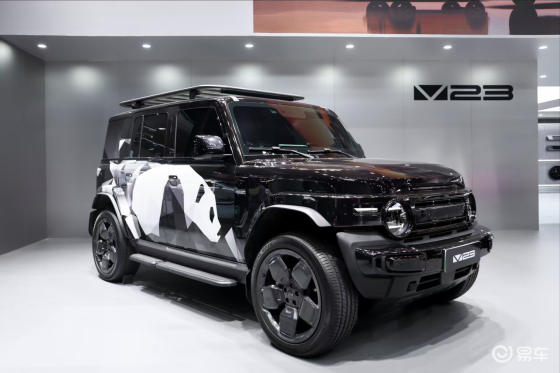 iCAR V23赛博版空降成都，原厂改装“银翼杀手”来咯