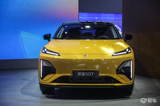全新深蓝S07成都车展亮剑，打造同级最豪华舒适智能SUV