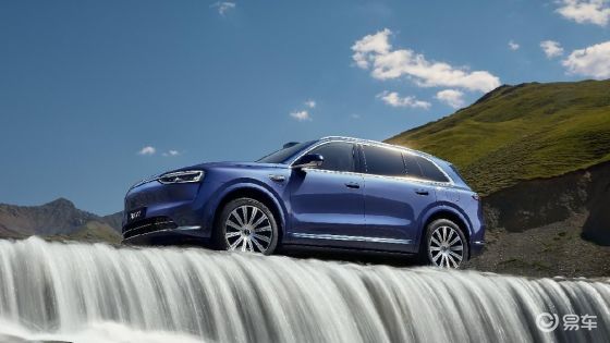 1小时小订破10万台 全新问界M7以全维进化引爆预定热潮