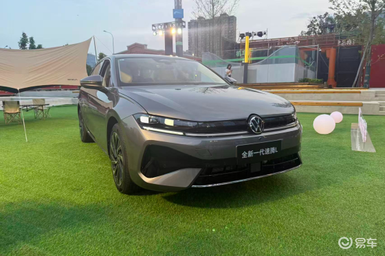 燃油“神车”从里到外大升级，只有3个配置速腾L怎么选？