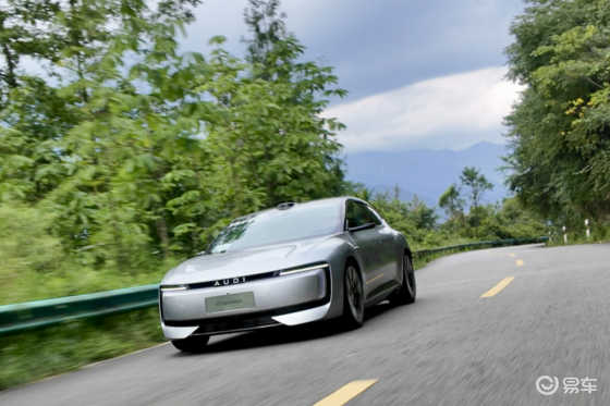 试驾奥迪E5 Sportback：同级操控天花板