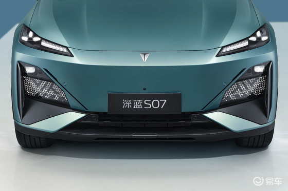 全新深蓝S07：15万级唯一全系标配华为乾崑智驾的SUV