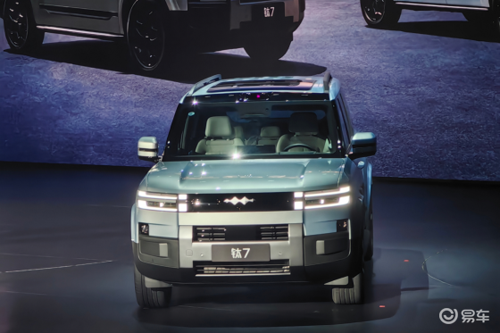 方盒子中大型SUV，方程豹钛7售17.98万起