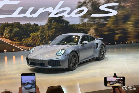 新款保时捷911 Turbo S上市，零百2.5秒