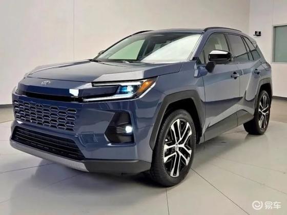 选15万丰田电车或等2026混动RAV4？轻松决策指南