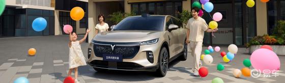 岚图知音，高得房率纯电SUV，革新空间体验