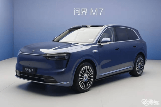 鸿蒙智行问界M7热销43分钟破10万预订，余承东直呼过瘾