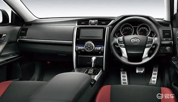 丰田锐志评测_丰田锐志海外版价格_新款锐志外观内饰详解