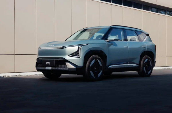 15万预算也能开豪车？起亚EV5让你惊喜连连！