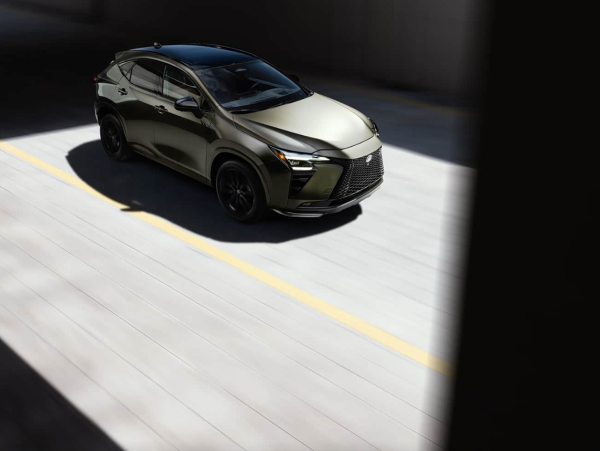 轴距不到2.7米的中型SUV?关键售价得30多万!