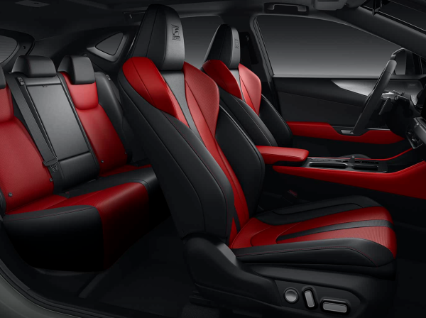 轴距不到2.7米的中型SUV?关键售价得30多万!