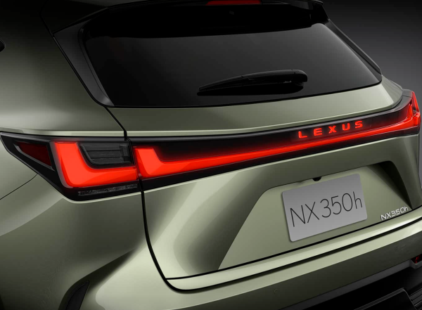 轴距不到2.7米的中型SUV?关键售价得30多万!