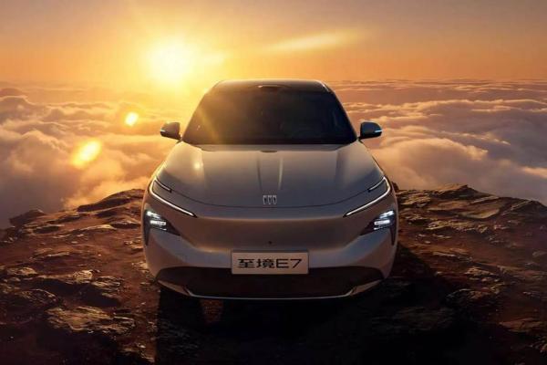15万级插混SUV，别克至境E7又上新色了，9月23日见