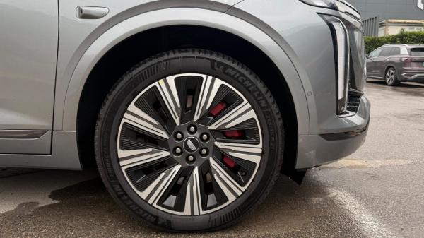 预算25万买SUV，XT5 PHEV真的有点东西吗？