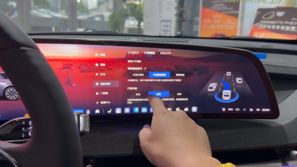 预算25万买SUV，XT5 PHEV真的有点东西吗？
