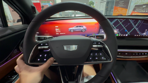 预算25万买SUV，XT5 PHEV真的有点东西吗？