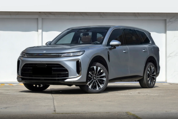 同为六座家用SUV，华境S与这车，谁更适配你的全家旅途
