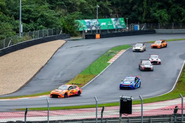 北京OUR Racing以突破之姿结束赛季征程