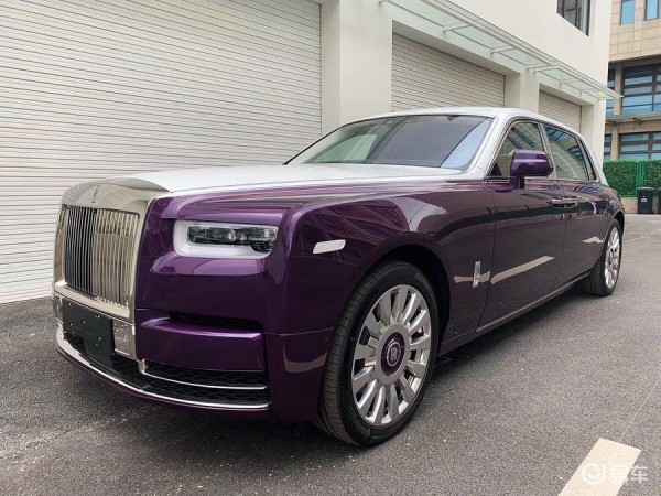 劳斯莱斯幻影双拼加长外观大气 内饰设计档次提升