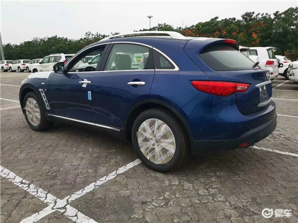 19款英菲尼迪qx70天津港现车 配置详解 最新优惠报价