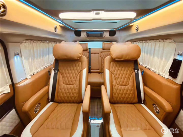 进口奔驰7座商务车 福建奔驰v260报价（最新发布）