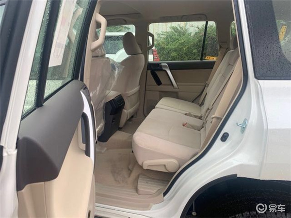 新款霸道4000车型特点_丰田霸道报价_丰田霸道4000中东版15款报价
