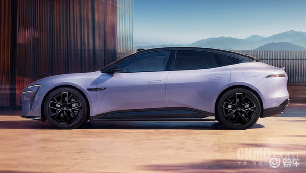 阿维塔06获C-NCAP五星安全认证：综合得分率90.…