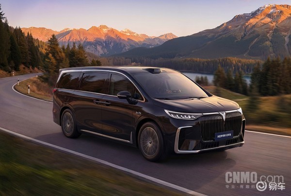 岚图梦想家冠军版正式上市 搭载华为乾崑智驾 ADS 4