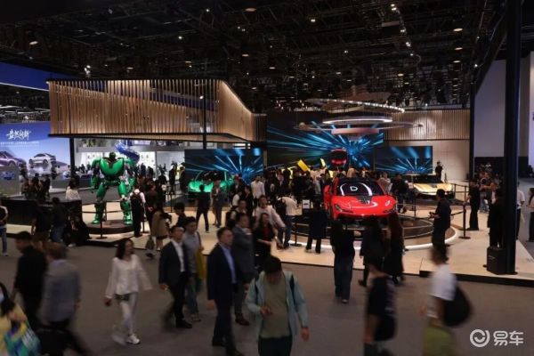 新一代理想MEGA上市;比亚迪海狮08售22.99万起