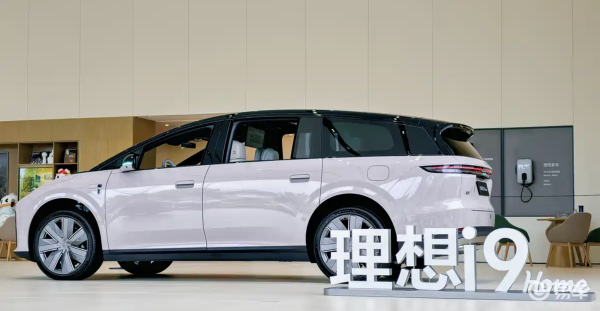 理想i9 4个零重力座椅，50万纯电SUV能打破销量魔咒