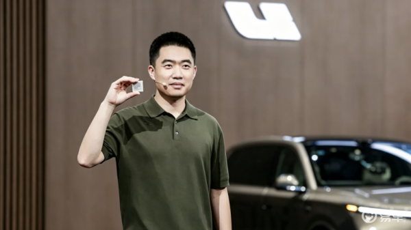 理想技术外供，是掘金？还是自救？