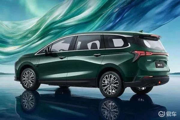 华系大六座 权益价9.99万元起,东风风行星海V6上市