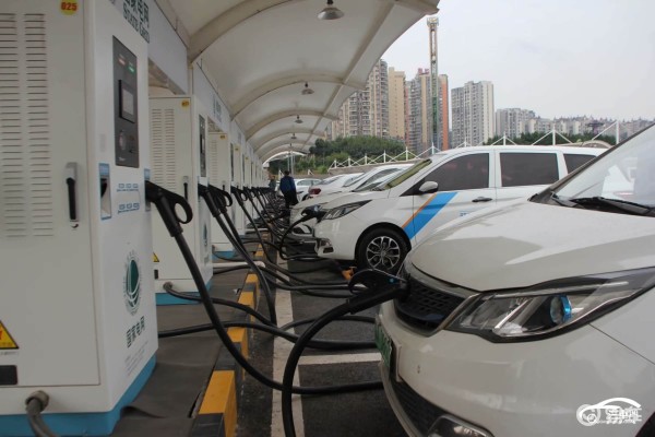 10万能买啥车？结果远超你的想象