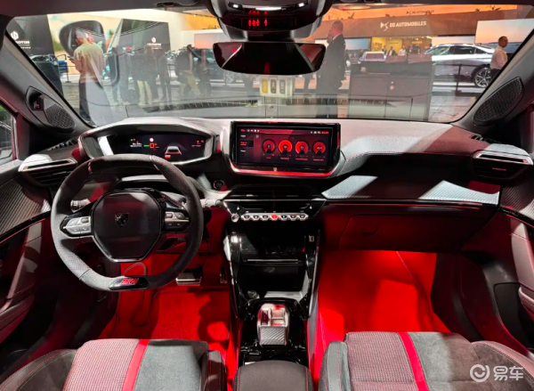 标致E-208 GTi实车亮相 运动套件 5.7秒破百